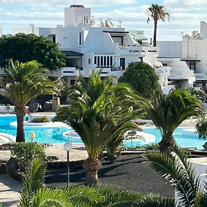 https://apartamento-jameos-los-molinos-costa-teguise-lanzarote.in-canary-islands.com